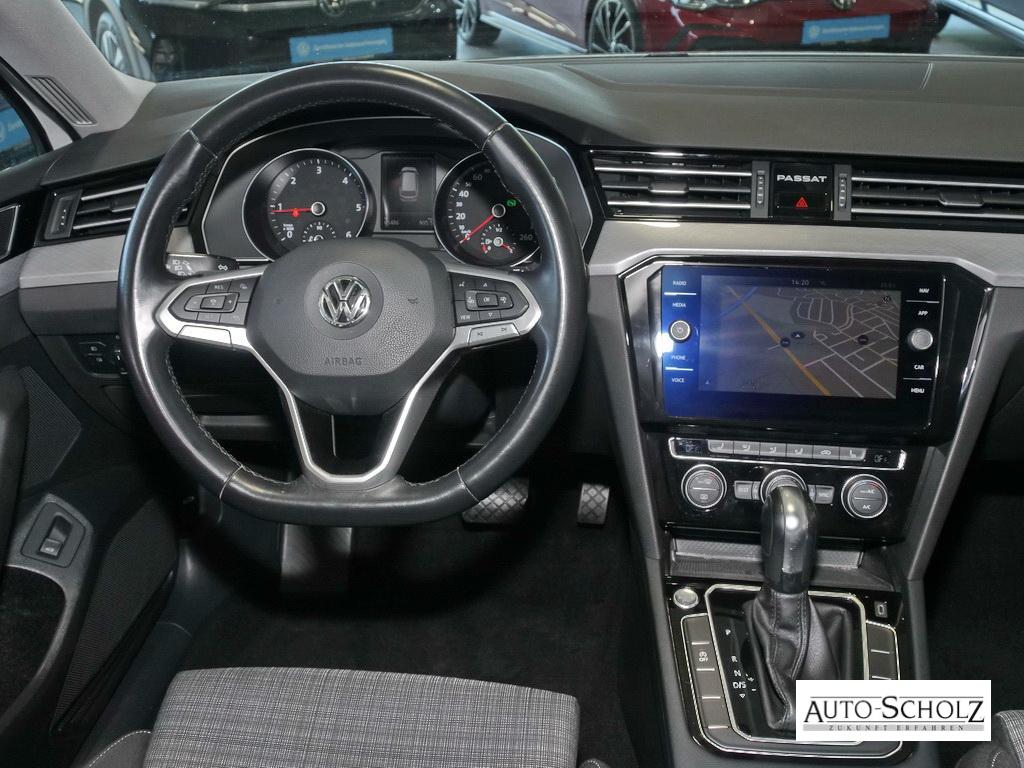 VW Passat Variant 2.0 TDI Business DSG NAVI KAMERA ACC LED 