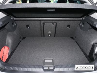 VW Golf Life 1,5 TSI Panorama ACC Sitzhzg Parkpilot 