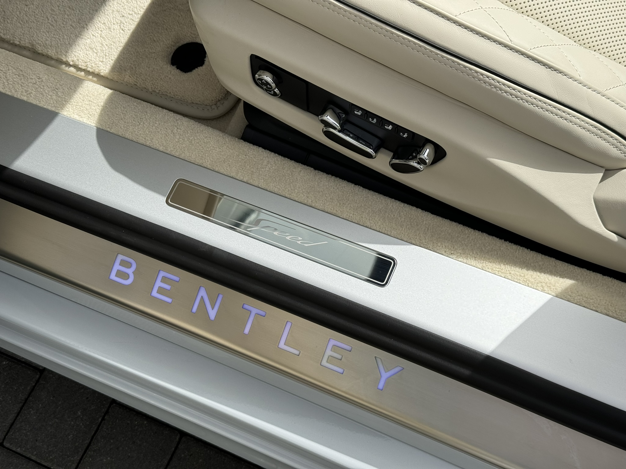 Bentley Continental GTC Speed W12 | Bentley Nürnberg 