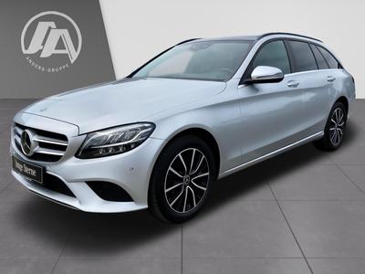 Mercedes-Benz C 220 d 4M T Navi+LED+Pano+AHK+Distr+digCoc+Kam. 