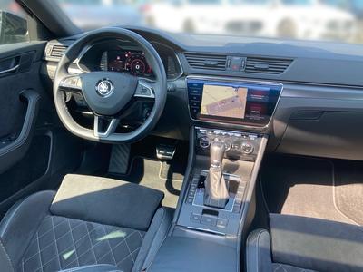 Skoda Superb 2.0 TDI Sportline Navi+AHK+Kam+Canton+ACC 