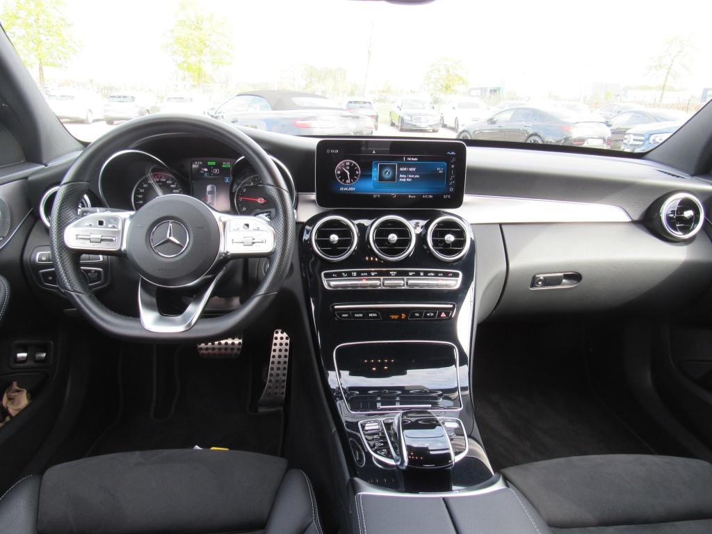 Mercedes-Benz C 300 e 4M AMG+Night+COM+HUD+Distr+Burm+Key+360° 