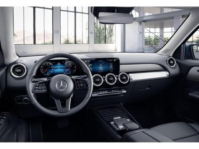 Mercedes-Benz GLB 220 d Style+MBUX+SHZ+LED+360+AHK+Distr+Apple 
