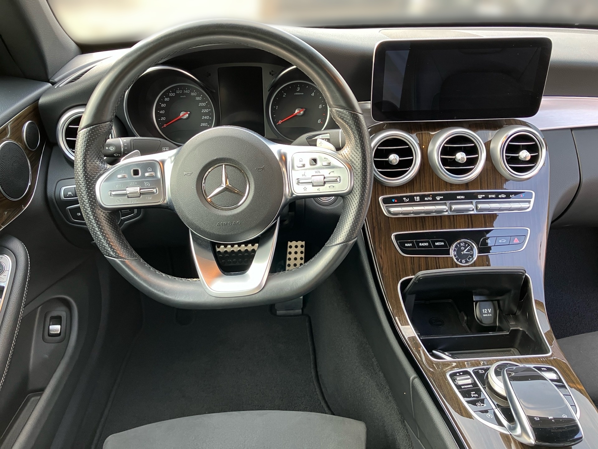 Mercedes-Benz C 220 d Cabrio AMG+Navi+SHZ+LED+PDC+Kamera+SOUND 