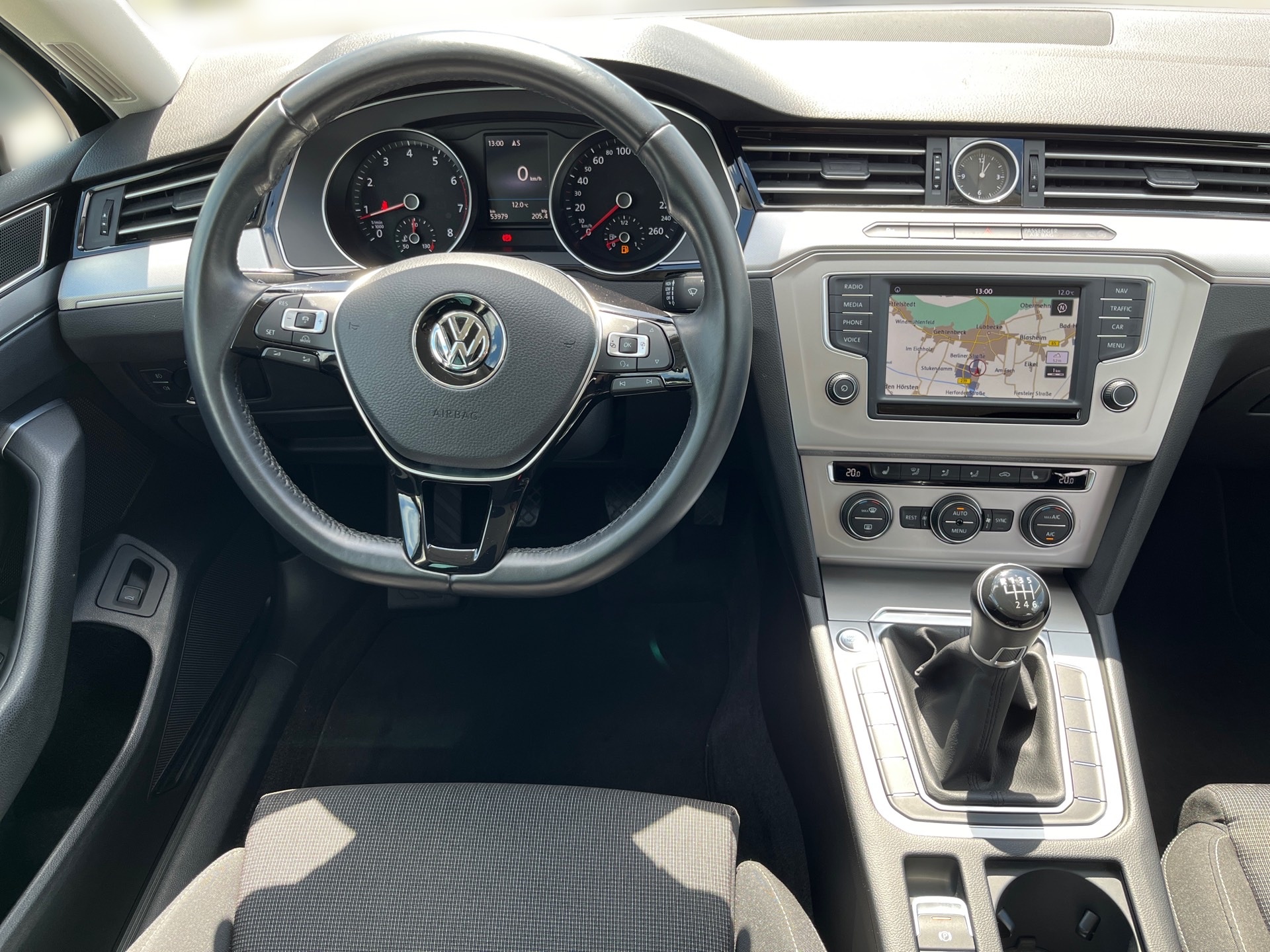 VW Passat Variant 1.4 TSI Comfortline Navi+LED+Kam 