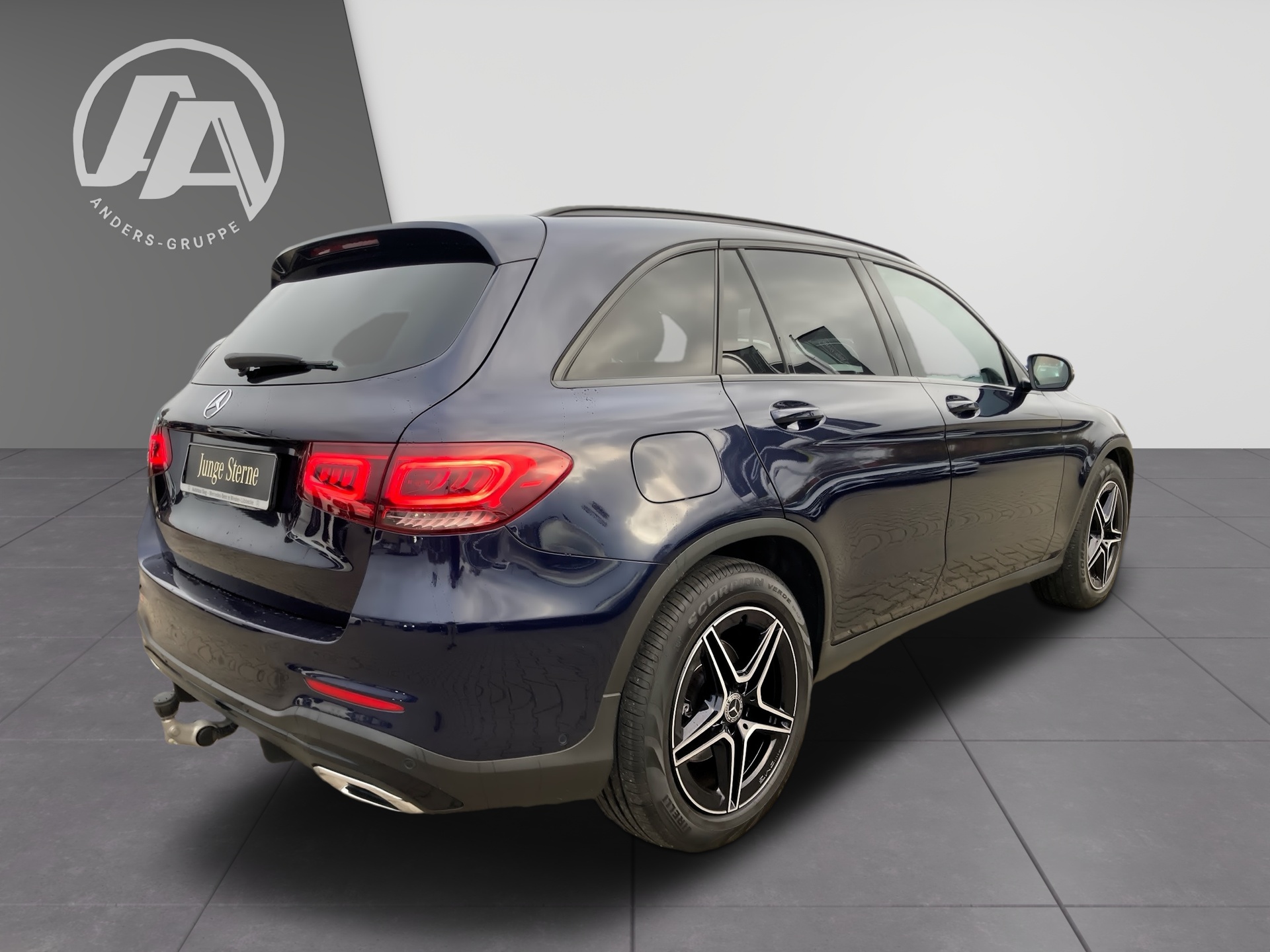 Mercedes-Benz GLC 300 d 4M AMG+MBUX+digCock+AHK+Distr+Sthz+360 