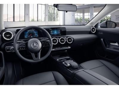 Mercedes-Benz CLA 200 d SB MBUX+SHZ+LED+Kam+AHK+Apple+Tempomat 