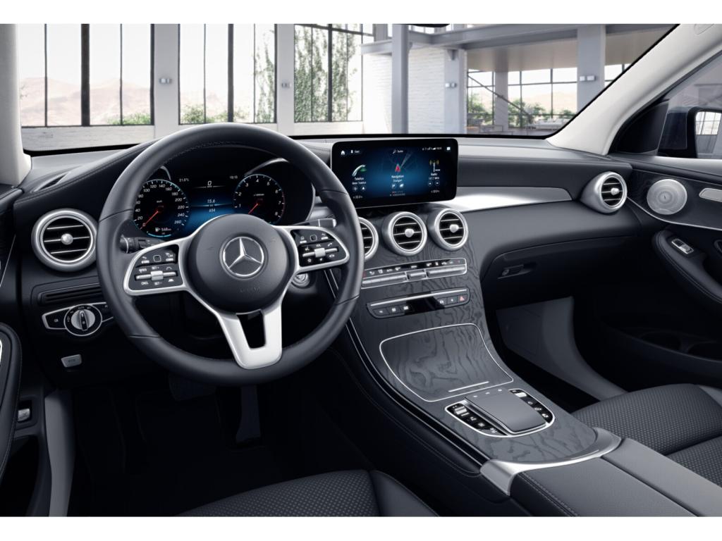 Mercedes-Benz GLC 300 de 4M MBUX+Dist+Pan+digCock+AHK+Burm+HUD 