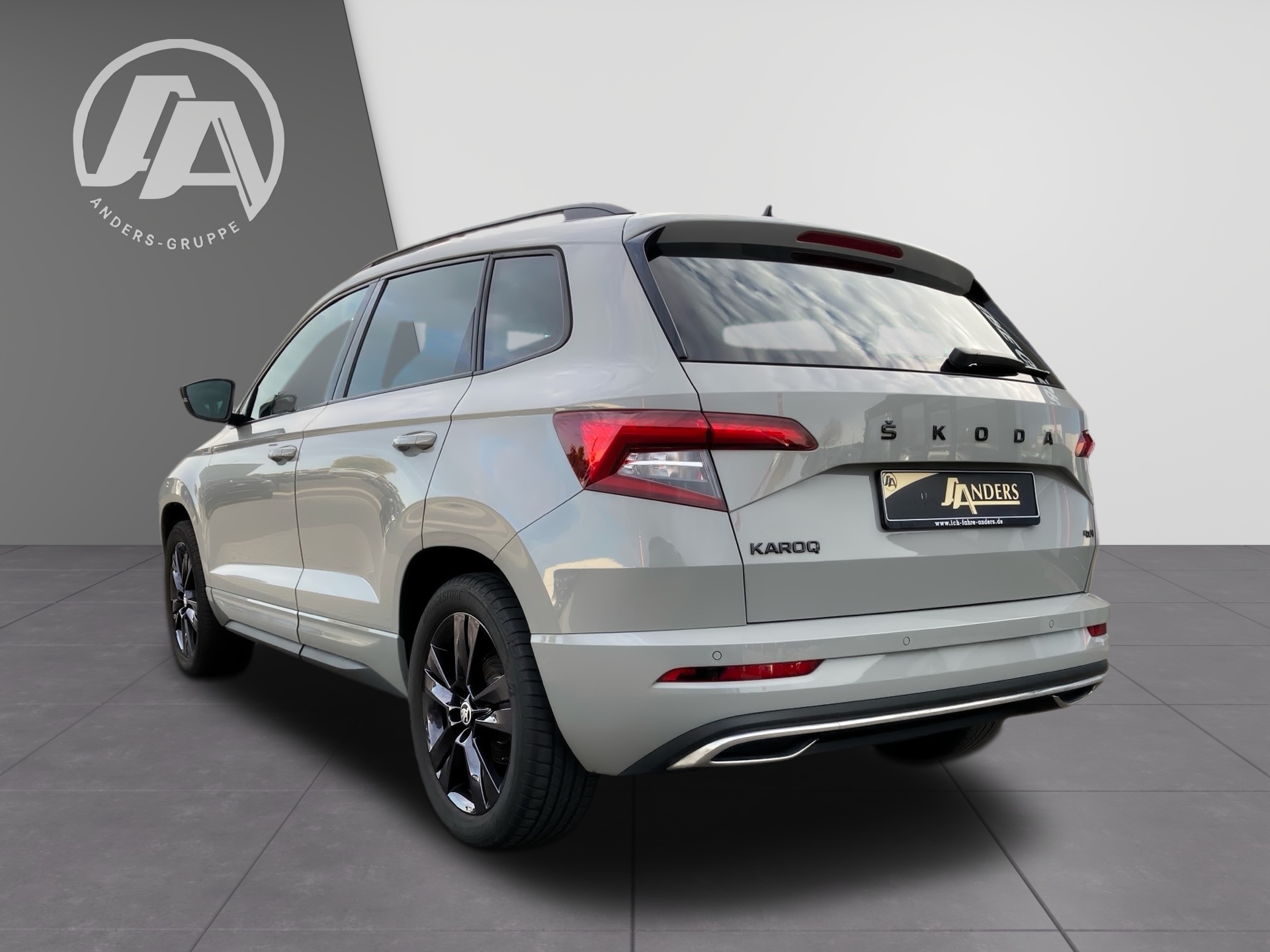 Skoda Karoq 2.0 TSI 4x4 Sportline Navi+LED+ACC+AHK+PDC 