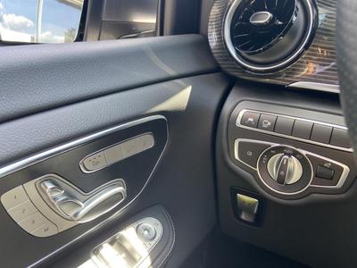 Mercedes-Benz V 300 Avantgarde Pano* Soundsy* LED* AHK* Leder* 360° 