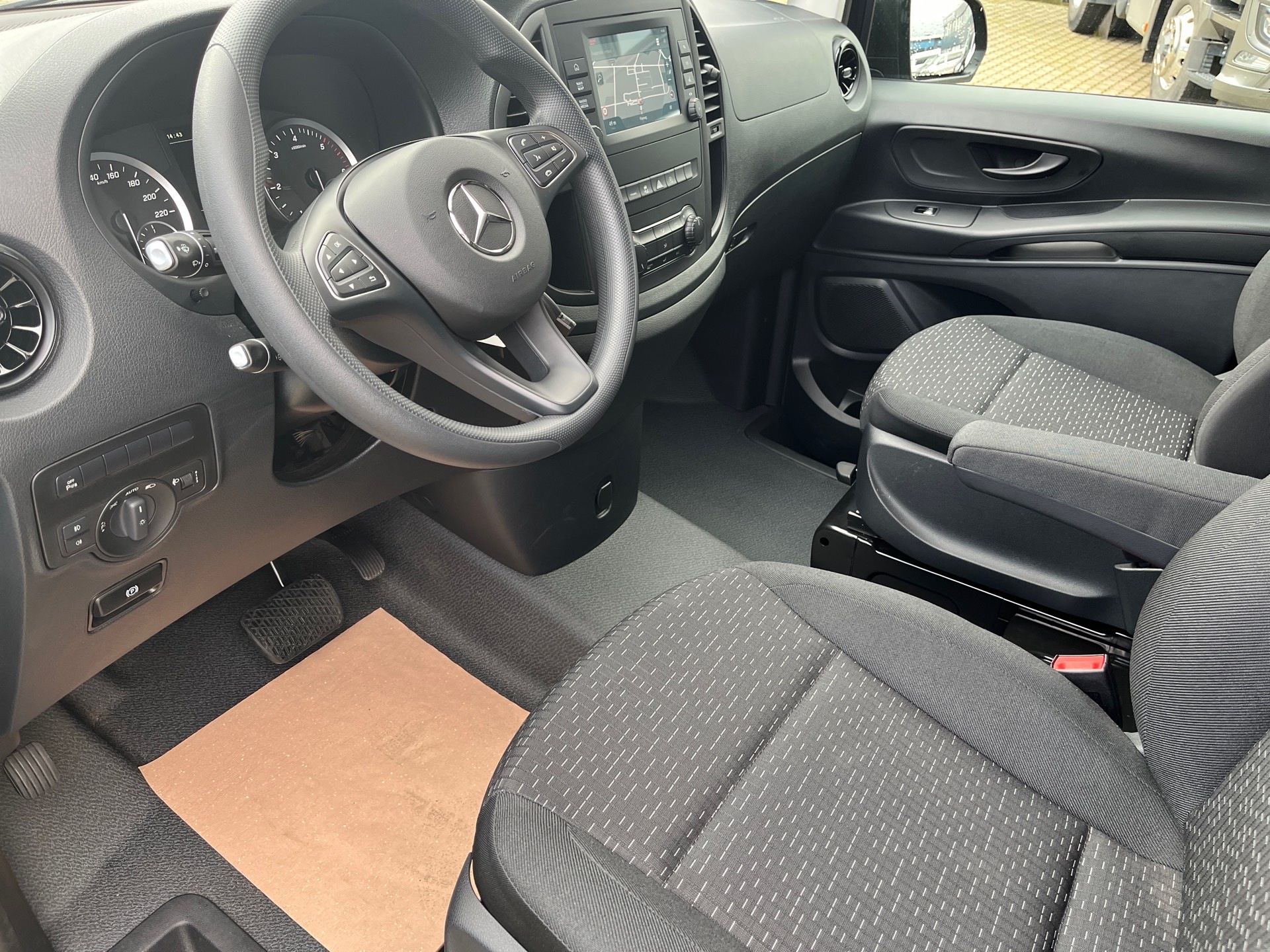 Mercedes-Benz Vito 114 Kasten Automatik* Parktronic* Klima* Sitzh 