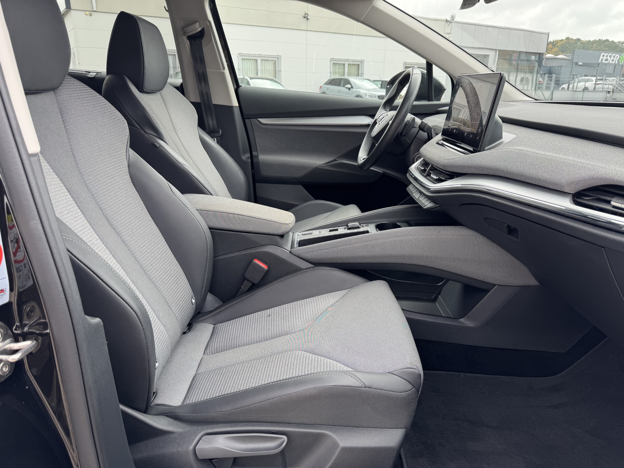 Skoda Enyaq electric 132kW Loft PLUS Chrom W-PUMPE ACC LED 