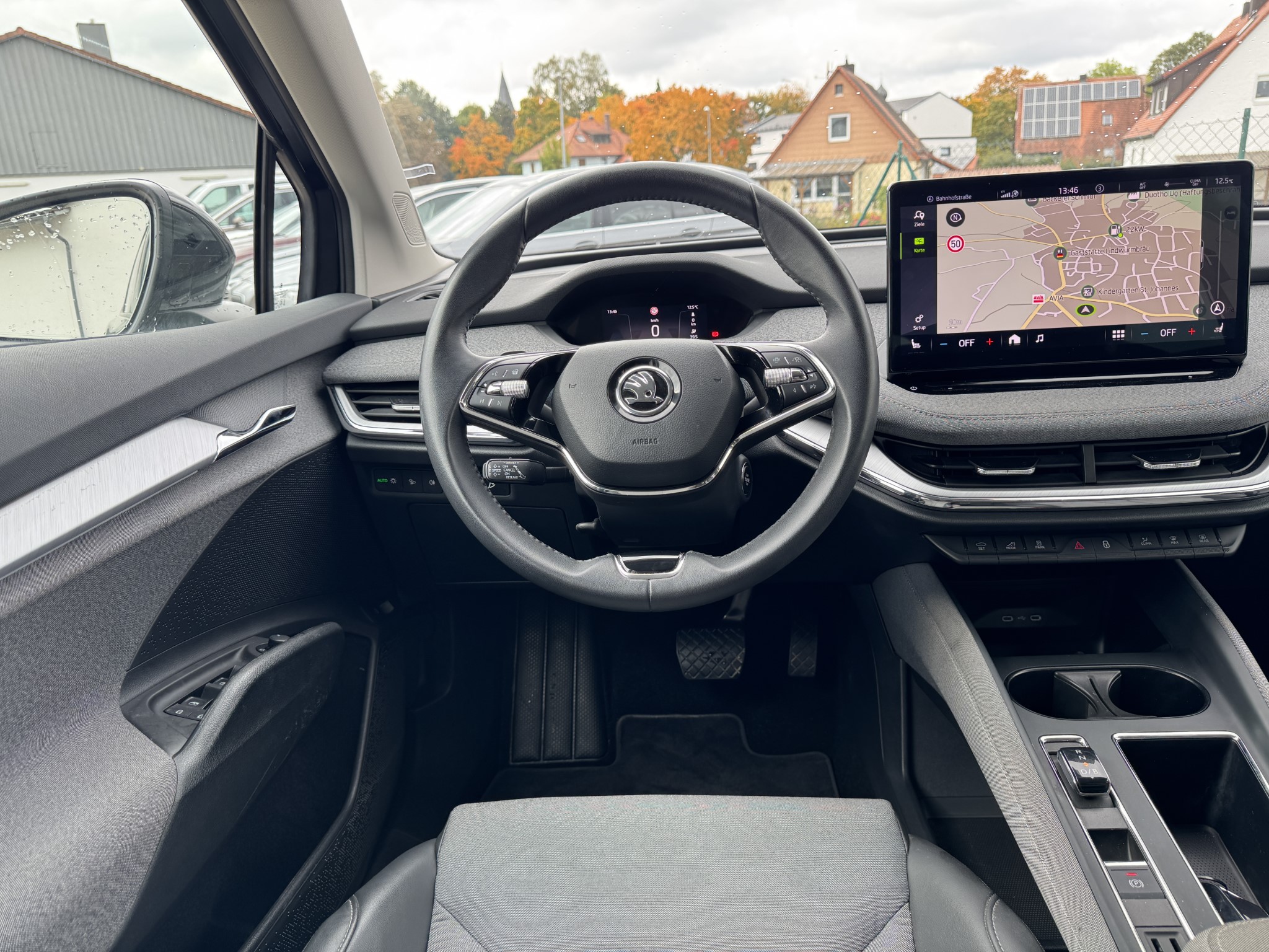 Skoda Enyaq electric 132kW Loft PLUS Chrom W-PUMPE ACC LED 