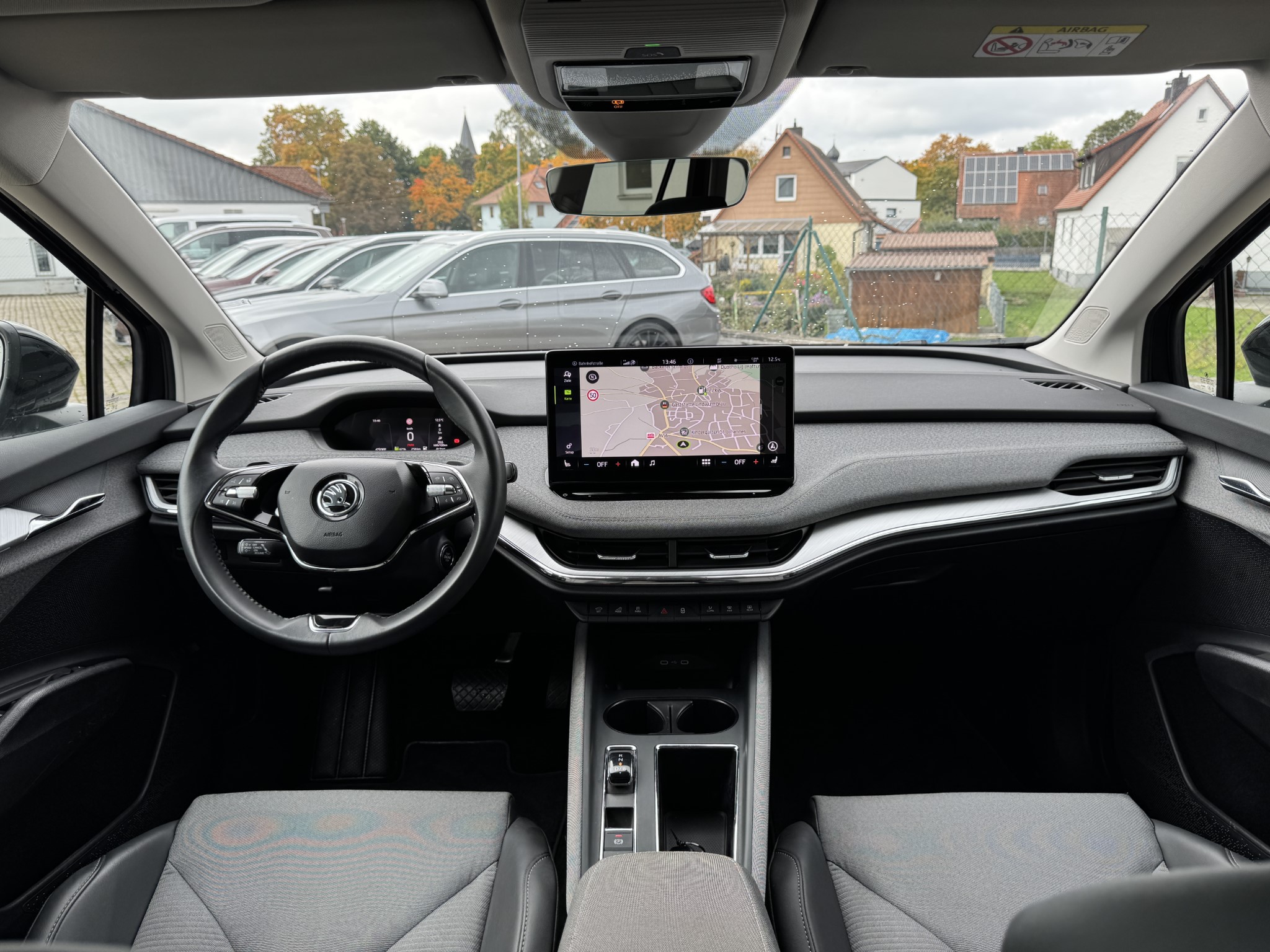 Skoda Enyaq electric 132kW Loft PLUS Chrom W-PUMPE ACC LED 