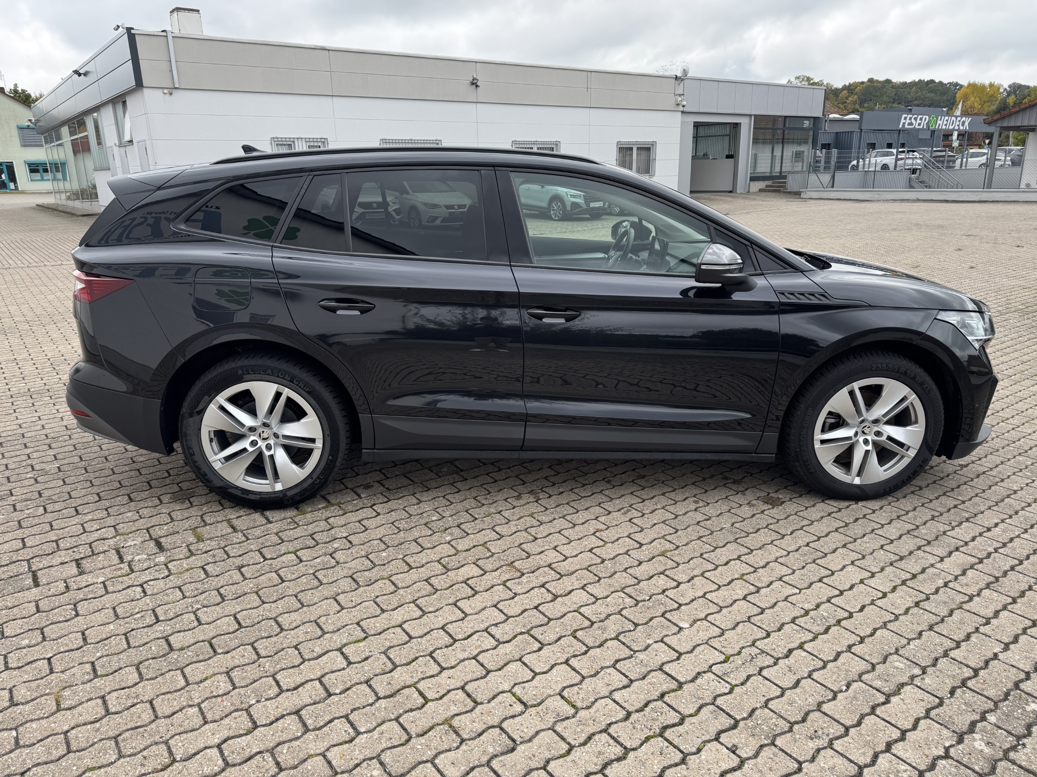 Skoda Enyaq electric 132kW Loft PLUS Chrom W-PUMPE ACC LED 