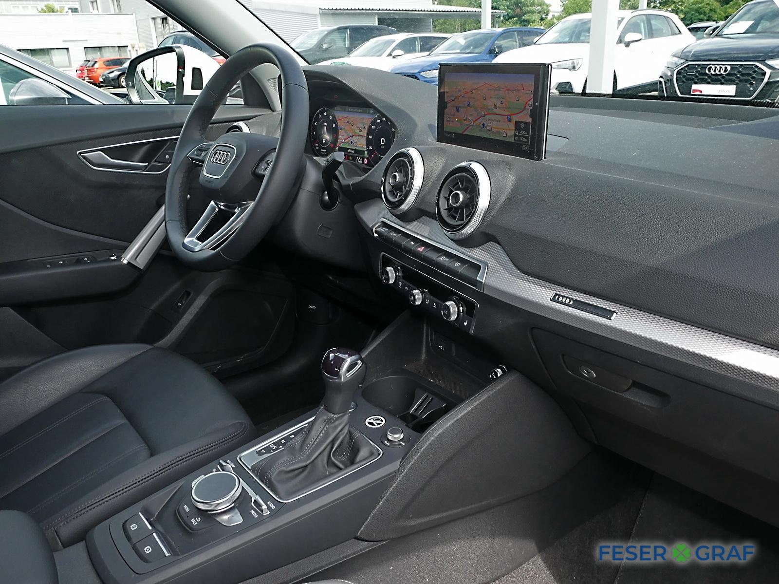 Audi Q2 35 TFSI advanced S tronic LED Navi R-Kamera 