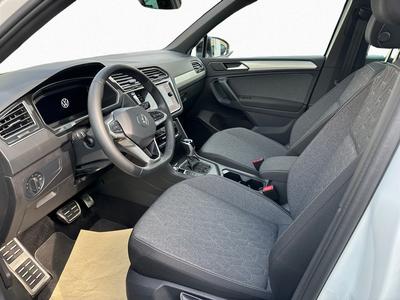 VW Tiguan MOVE 1.5 TSI 7-DSG AHK PANO KAMERA 