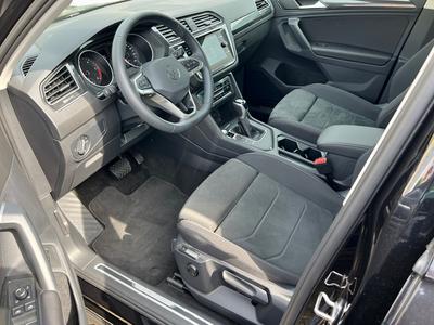 VW Tiguan Life 2.0 TDI 7-DSG NAVI ACC LED 