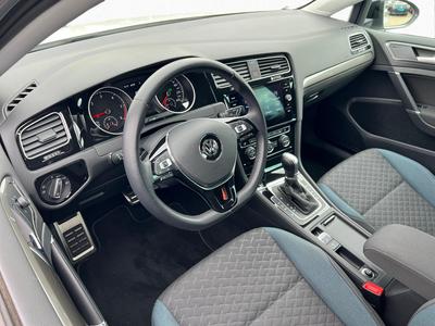 VW Golf VII IQ.DRIVE 1.6 TDI 7-DSG NAVI ACC IQDRIVE 