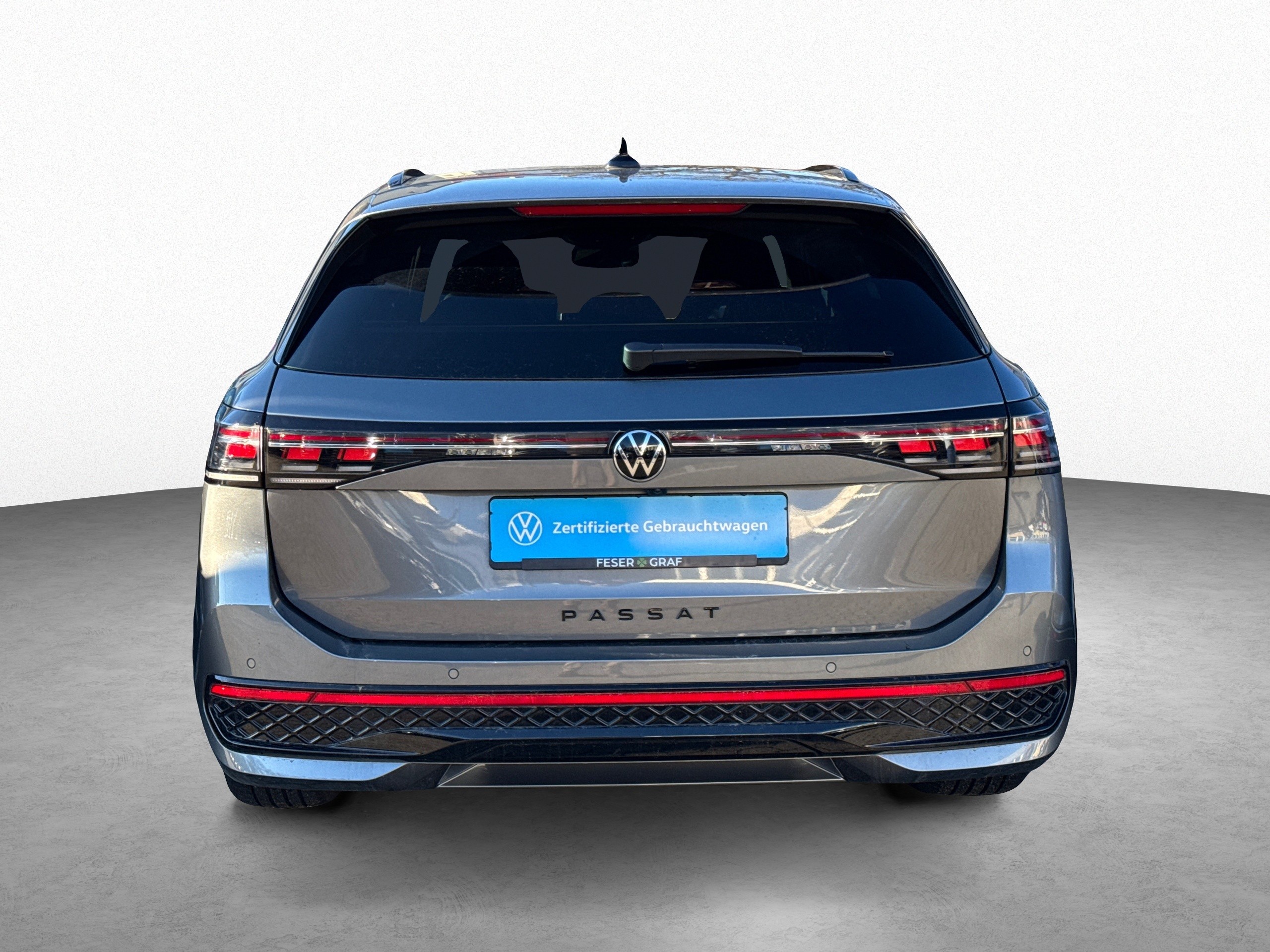 VW Passat Variant R-LINE 2.0 TDI 7-DSG NAVI HEAD UP SIDE ASSIST KAME 