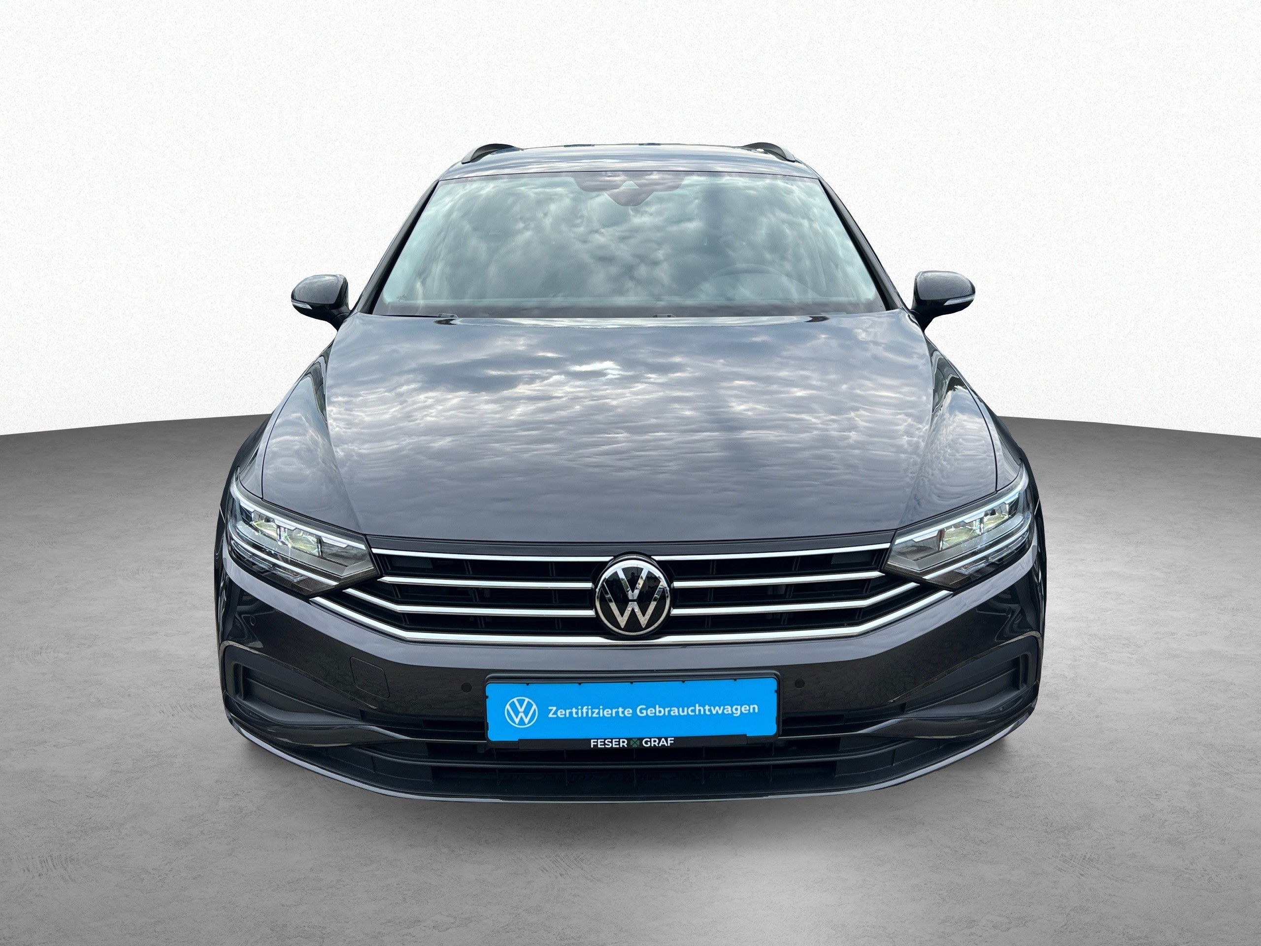 VW Passat Variant Basis 2.0 TDI 6-Gang AHK NAVILED 