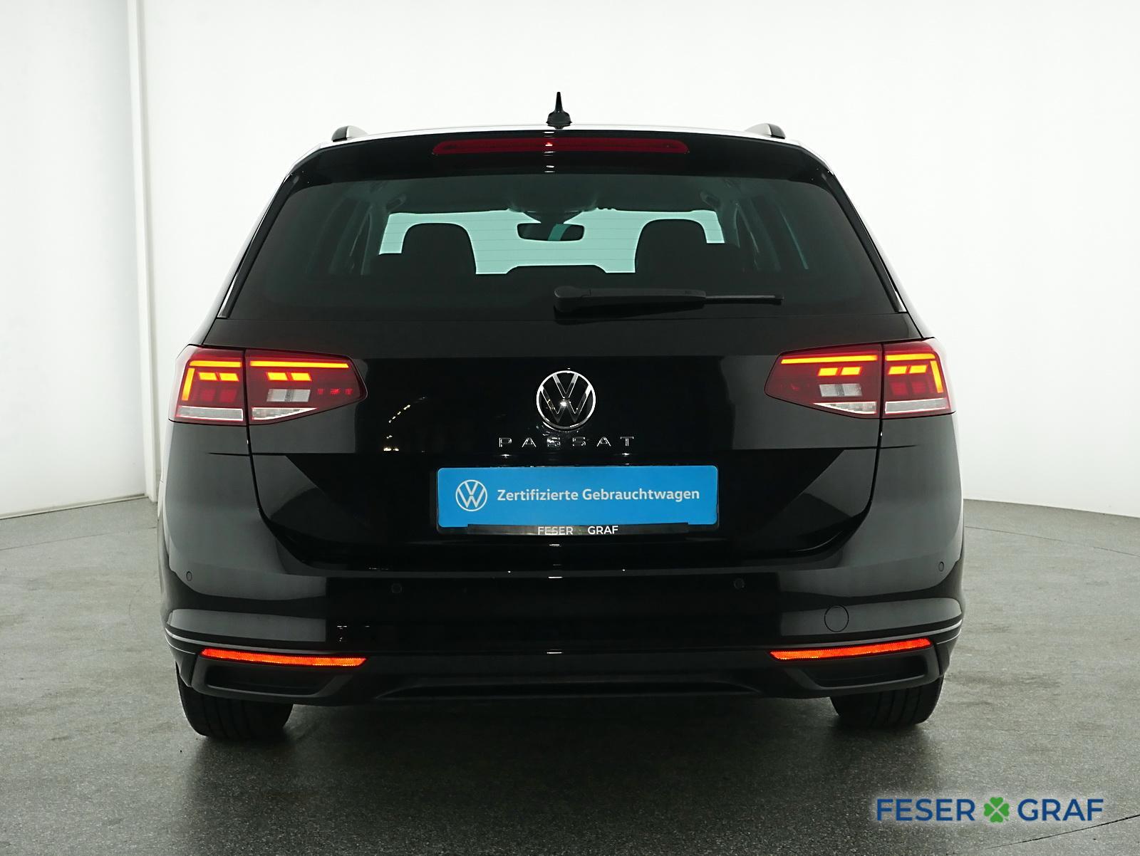 VW Passat Variant 2.0TDI AHK LED PDC SHZ Navigation 