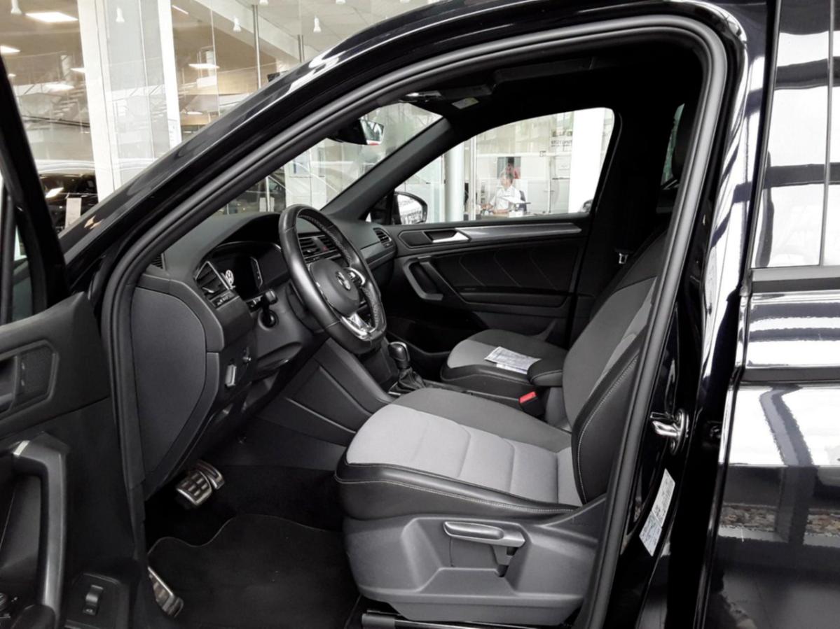 VW Tiguan Allspace 2.0TDI Highline R-Line 4x4 DSG AHK Kamera Area 