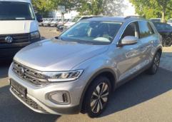 VW T-Roc 1.5TSI MOVE DSG Navi AHK Kamera LED 