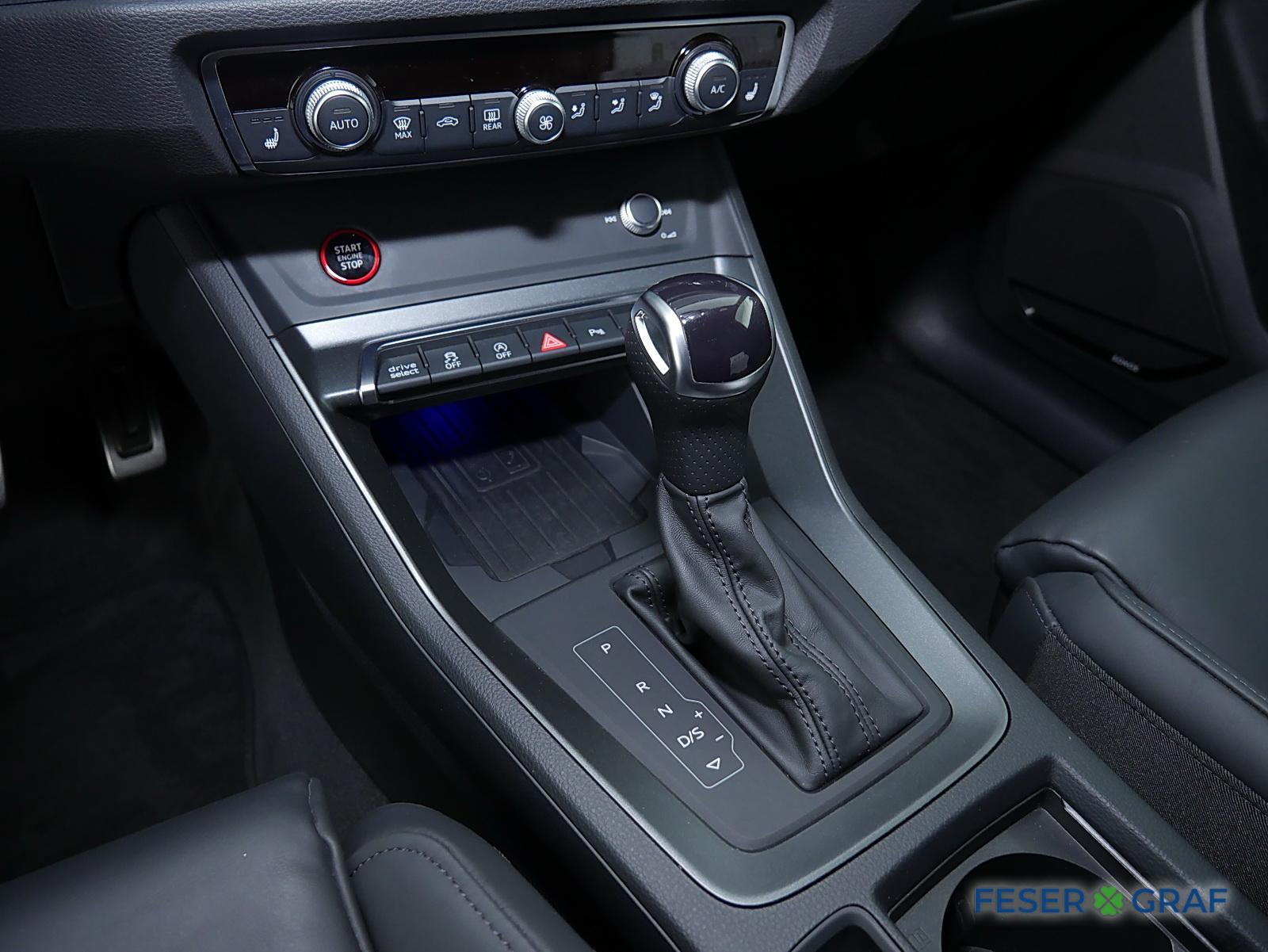 Audi RSQ3 Sportback 2.5 Pano,RS-Sportabgas,Matrix,280km/h 
