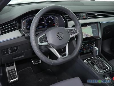VW Passat Variant 2.0 TDI DSG Navi StHz Pano R-Line 