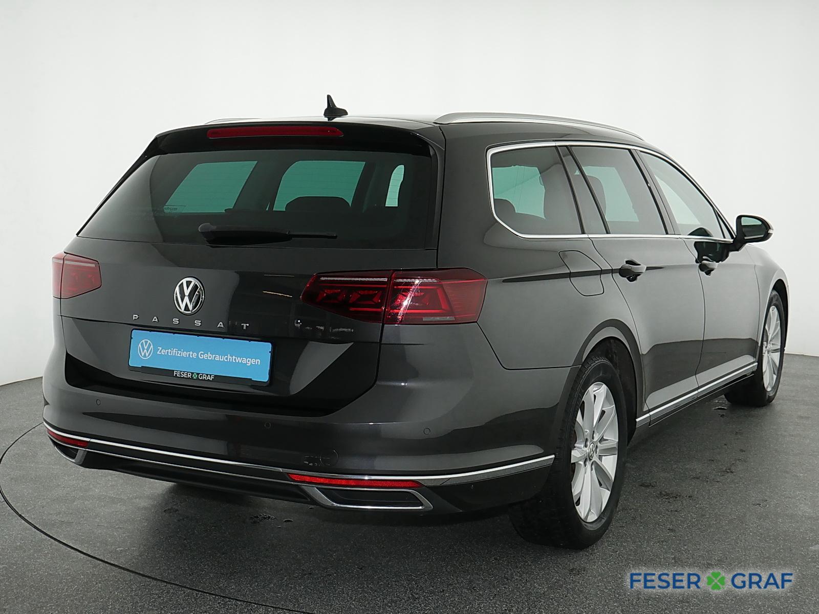 VW Passat Variant Elegance 2.0 TDI DSG Navi AHK SiHz LED 