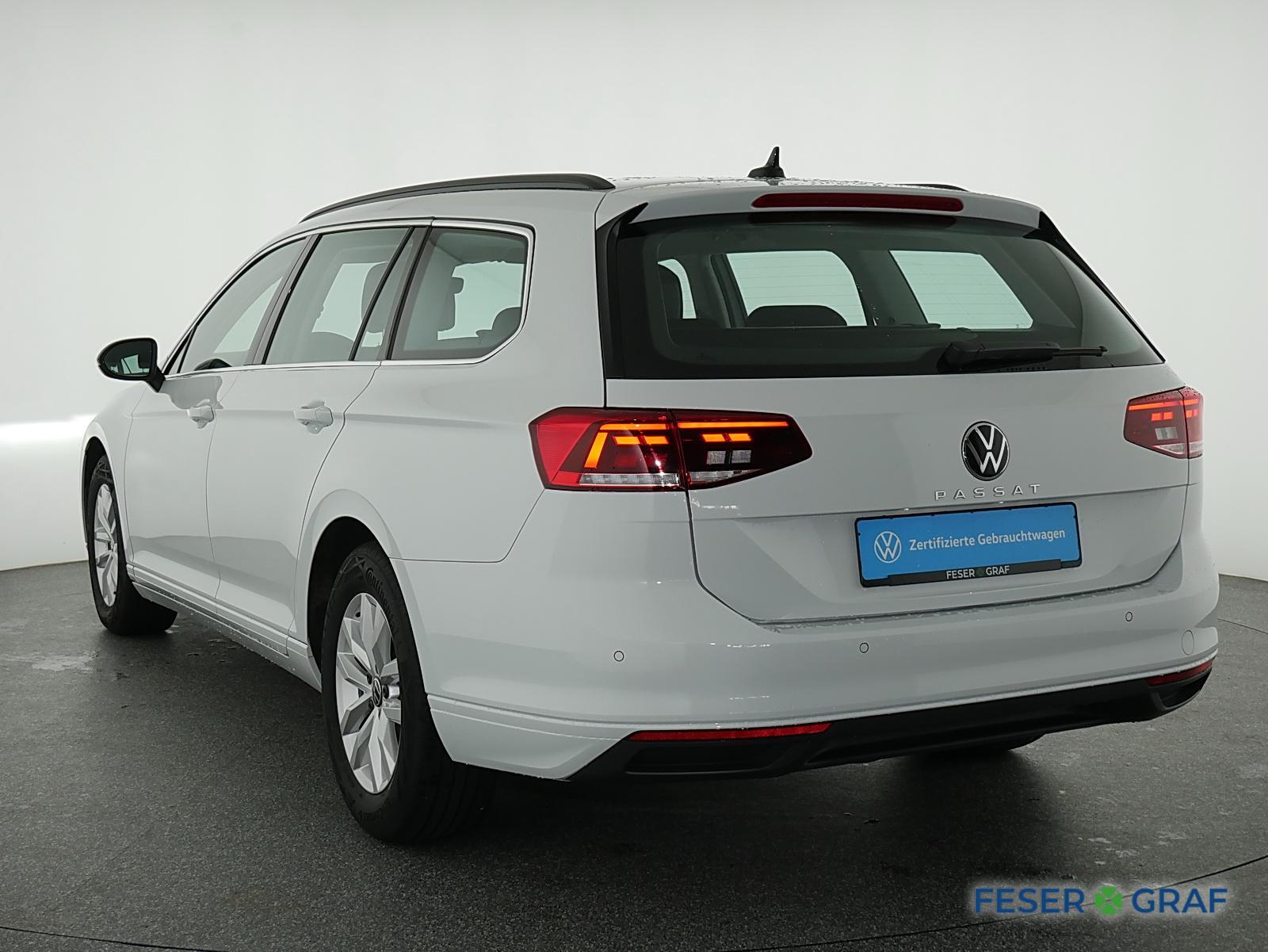 VW Passat Variant 2.0 TDI DSG Navi AHK LED SiHz 