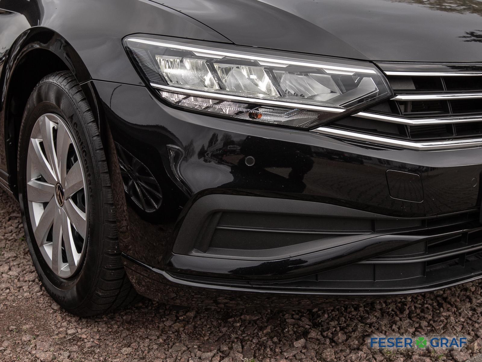 VW Passat Variant 2.0 TDI Navi/LED/AHK/2xPDC/Sitzhzg 