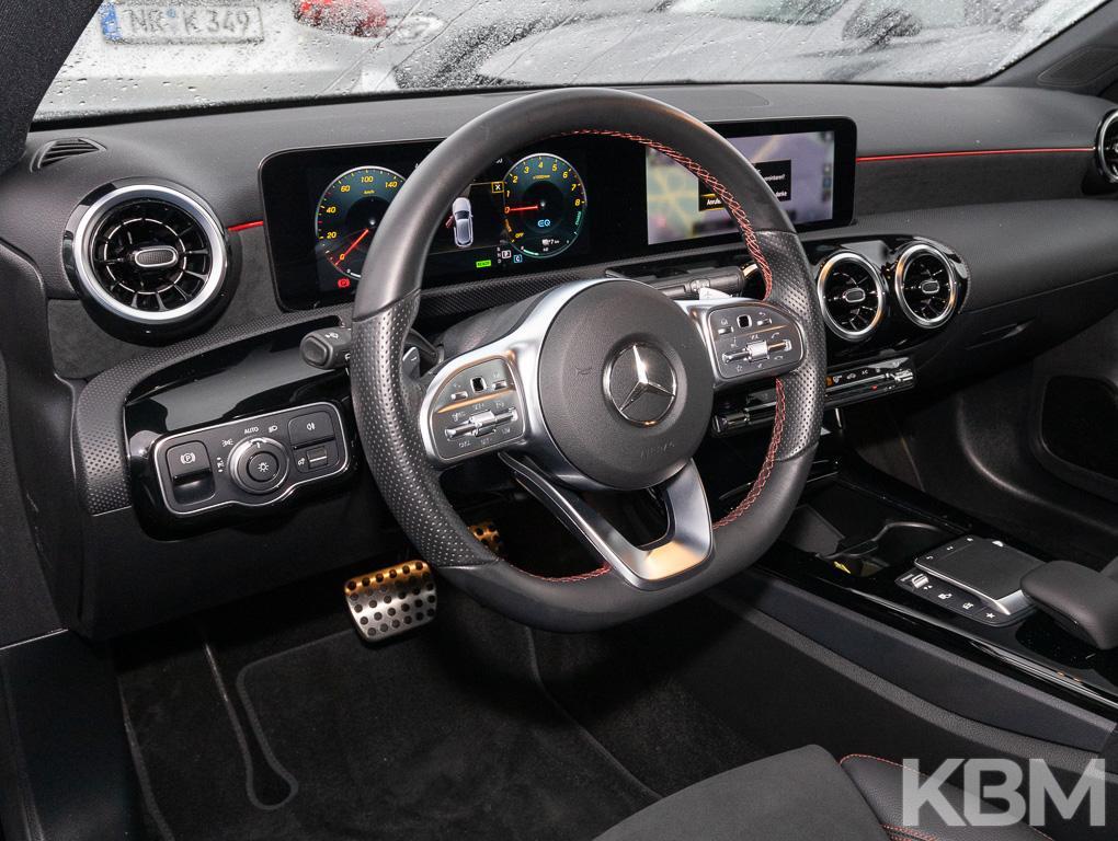 Mercedes-Benz A 250 e Kompaktlimousine °RFK/PTS°ASHA°3,7KW°NAV Rückfah 