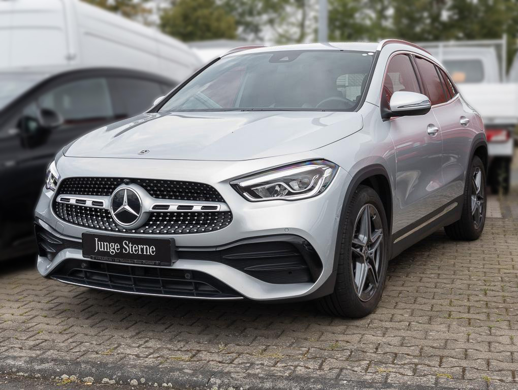 Mercedes-Benz GLA 200 AMG°MBUX°AHK-VOR.°PDC/RFK°DAB°WDG°LED° Rückfahrkam 