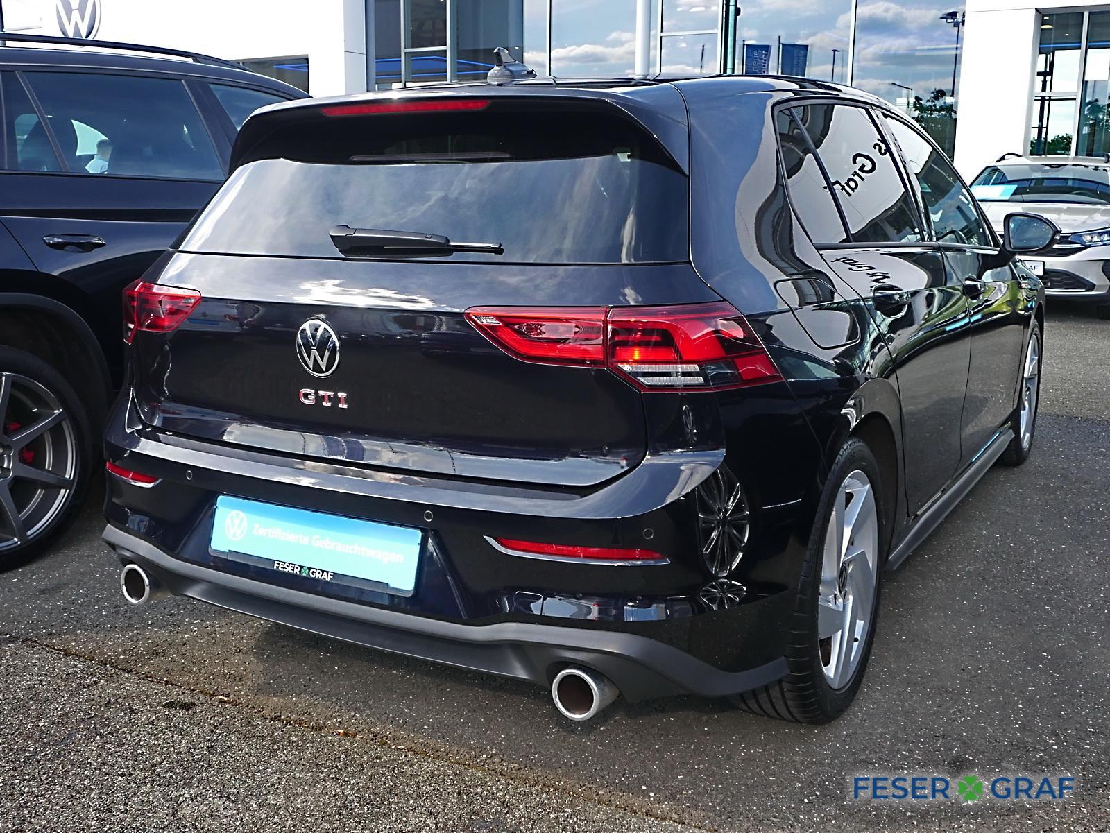 VW Golf VIII GTI 2.0 TSI DSG AHK Travel Assist Navi 