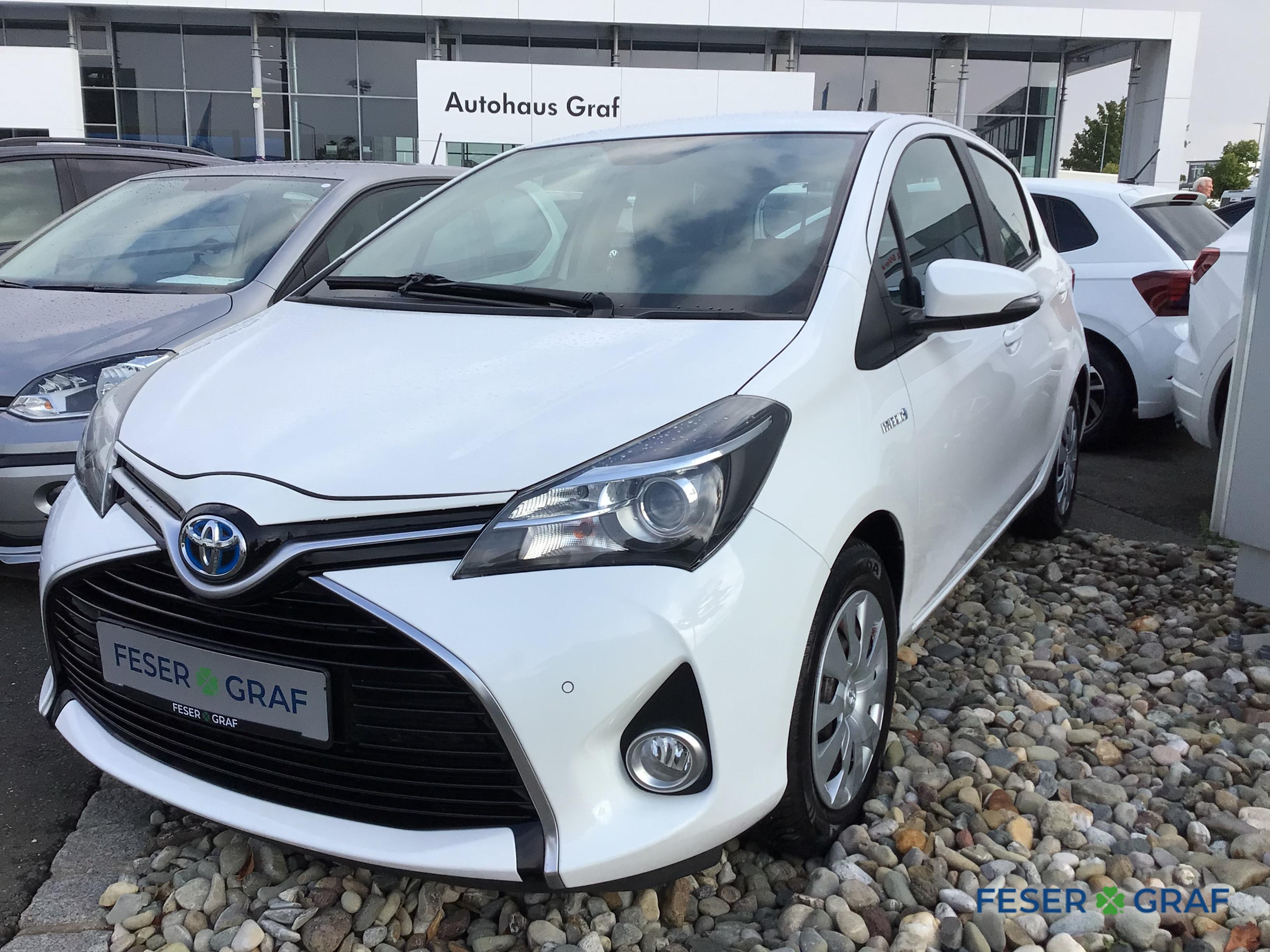 Toyota Yaris 1.5 Hybrid 74 kW Automatik Kamera 