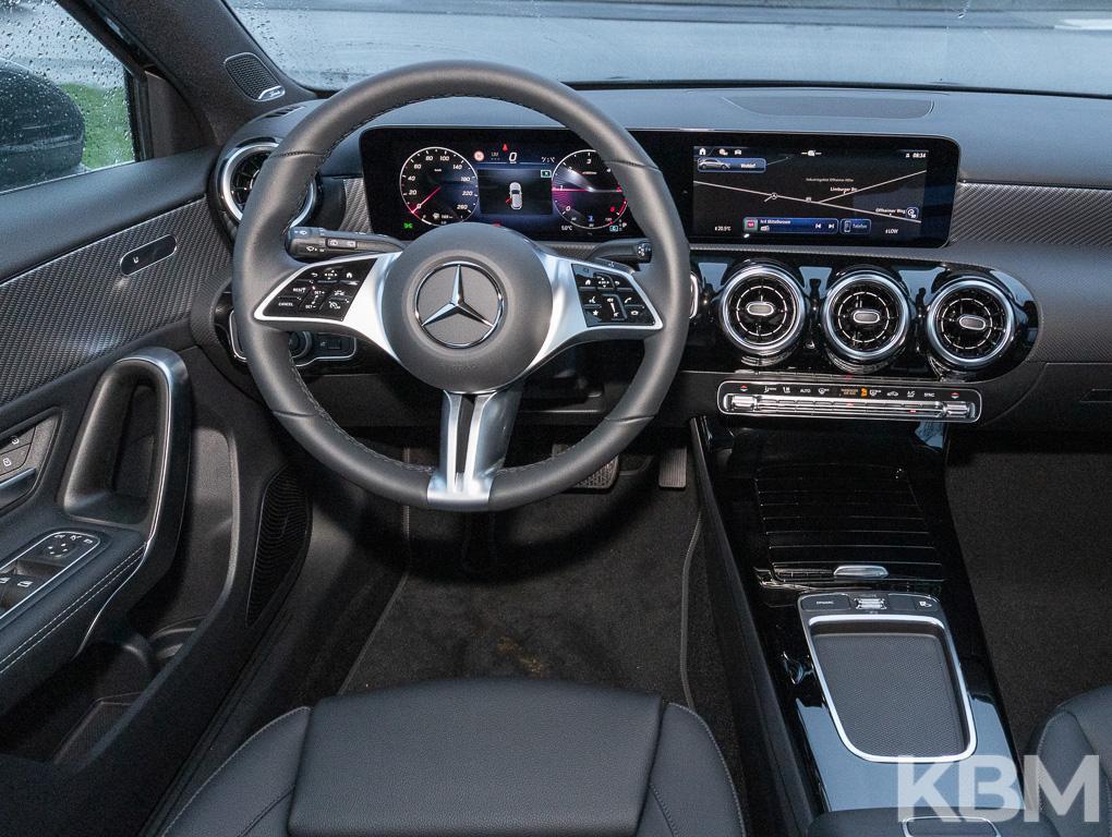 Mercedes-Benz A 200 d PROG°OHNE EZ°ADV°BURMESTER°DISTRONIC°MBUX 