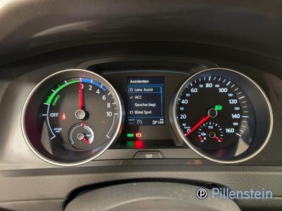 VW Golf VII Comfortline LED NAVI ACC SITZH. 