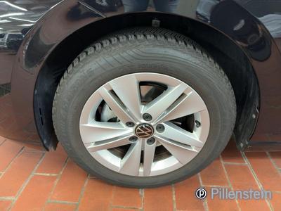 VW Golf 8 LIFE 1.5 TSI LED-PLUS NAVI SITZH. 