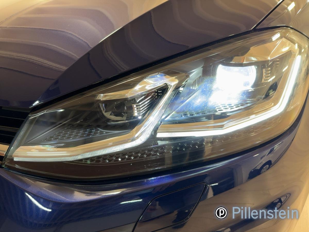 VW Golf VII HIGHLINE 1.5 TSI DSG LED ACTIVE-INFO SITZH. 