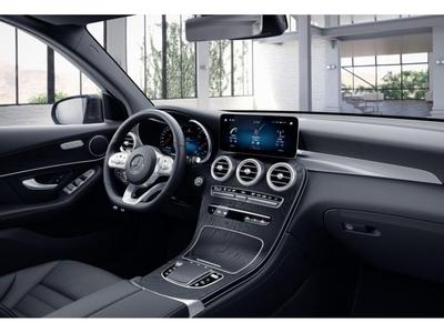 Mercedes-Benz GLC 200 4M+AMG+AHK+PANO+VOLLDIGITAL+KAMERA+LED++ 