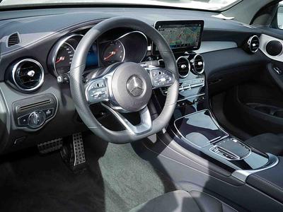 Mercedes-Benz GLC 300 4M Coupé+AMG+LED+KAMERA+SHZ+Trittbretter 