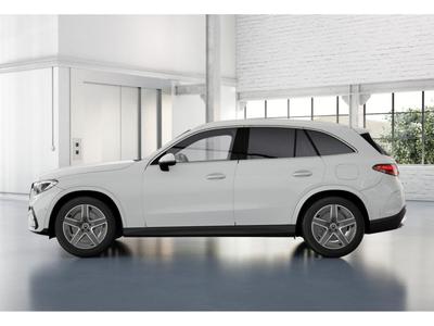 Mercedes-Benz GLC 300 de 4M+AMG+AIRMATIC+Hinterachslenkung+KAM 