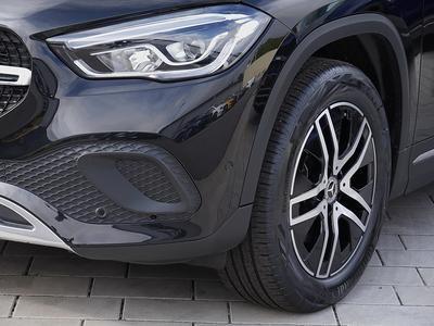 Mercedes-Benz GLA 180 d+PROGRESSIVE+LED+SHZ+PDC+MBUX High-End+ 