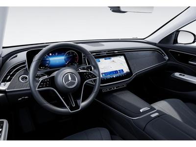 Mercedes-Benz E 220 d T+AVANTGARDE+DISTRONIC+AHK+PANO+19