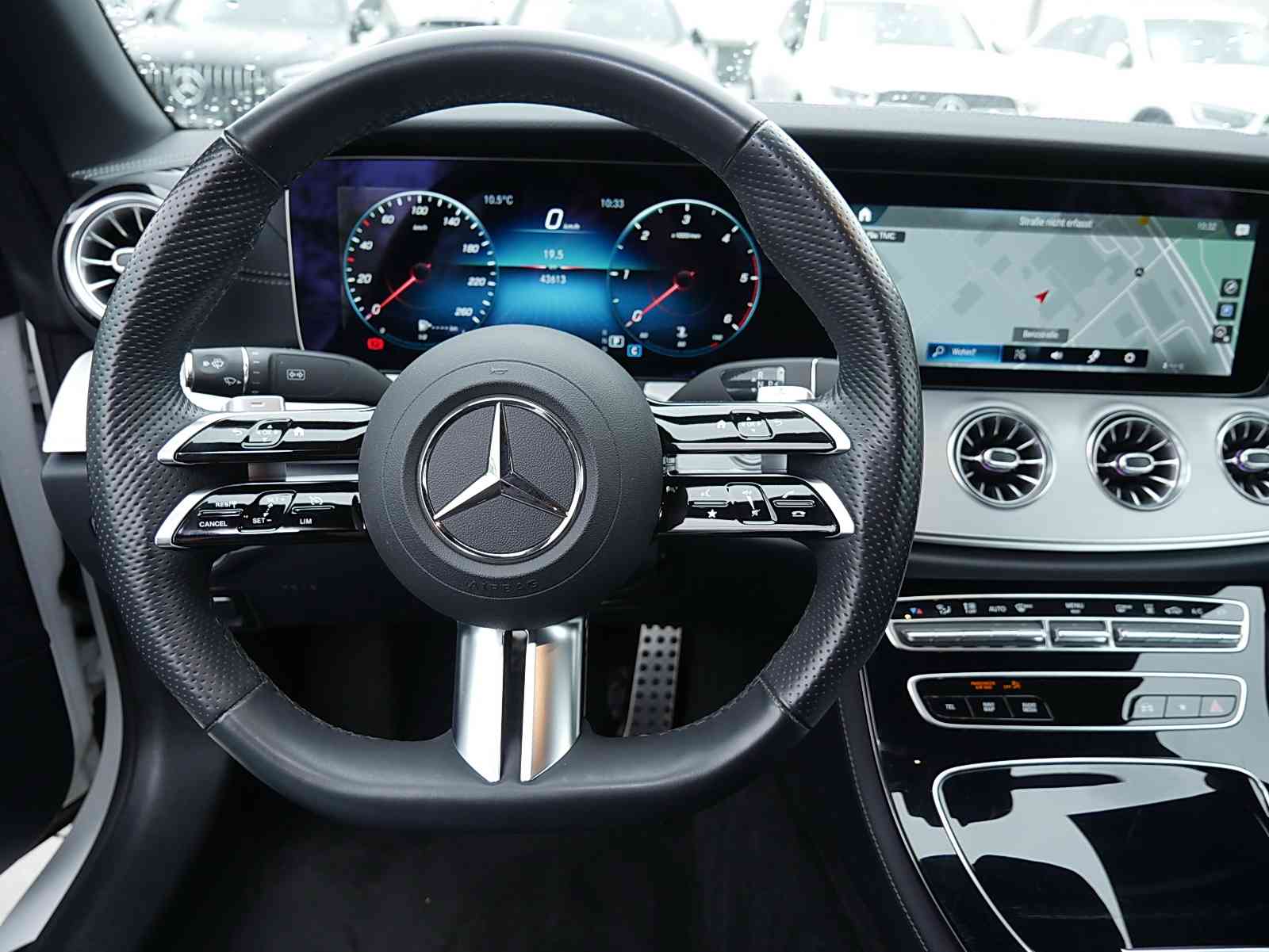 Mercedes-Benz E 220 d Cabrio+AMG+20