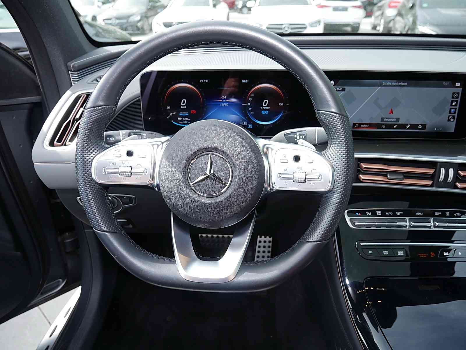 Mercedes-Benz EQC 400 4M+AMG+DISTRONIC+360°+SCHIEBEDACH+MEMORY 