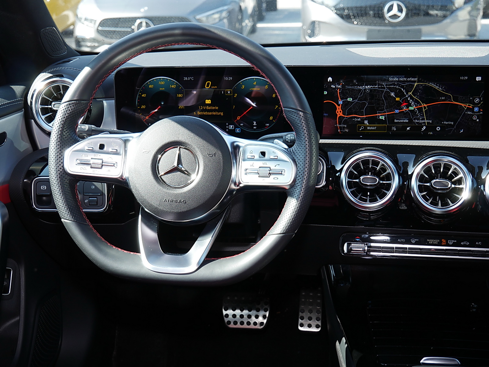 Mercedes-Benz CLA 200 AMG LEDER+NIGHT+360°+AHK+DIST.+MULTIBEAM 