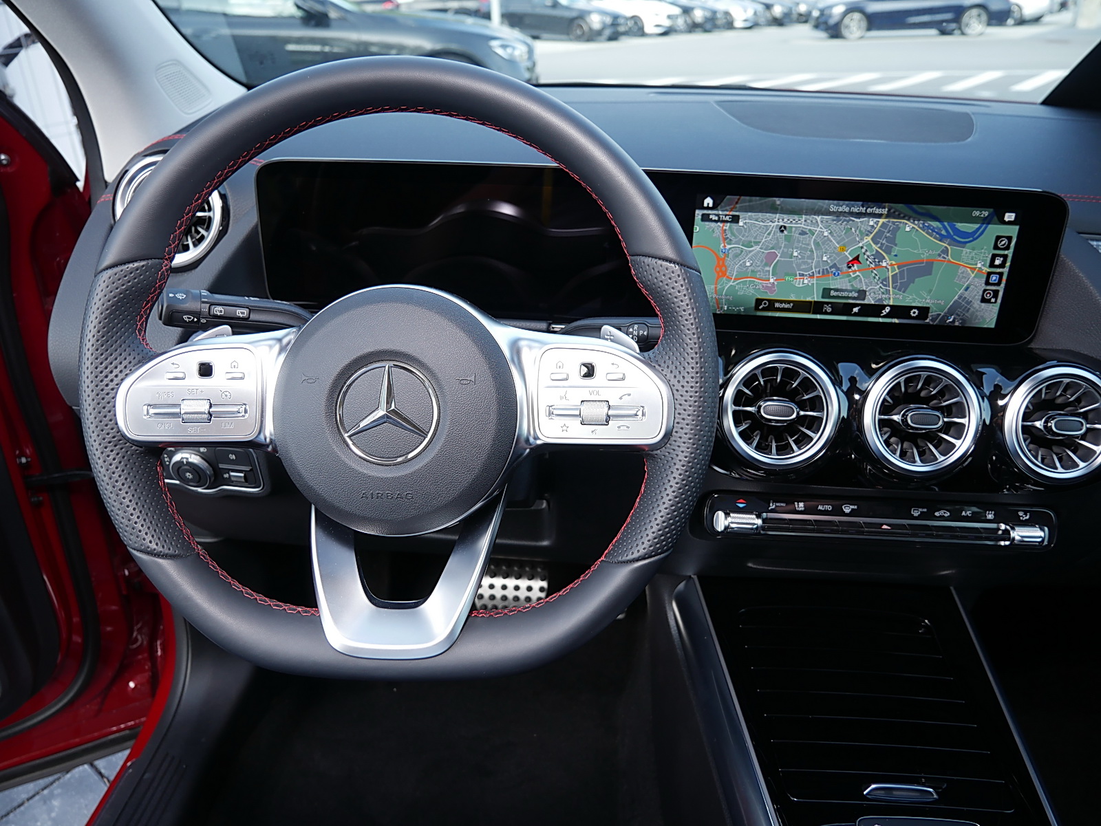 Mercedes-Benz EQA 250 AMG+NIGHT+360+LED+TOTWINKELASSISTENT+SHZ 